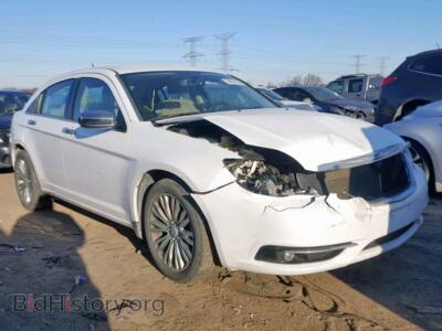 2012 Chrysler 200 200 Limite, white — VIN 1C3CCBCBXCN206256, Copart