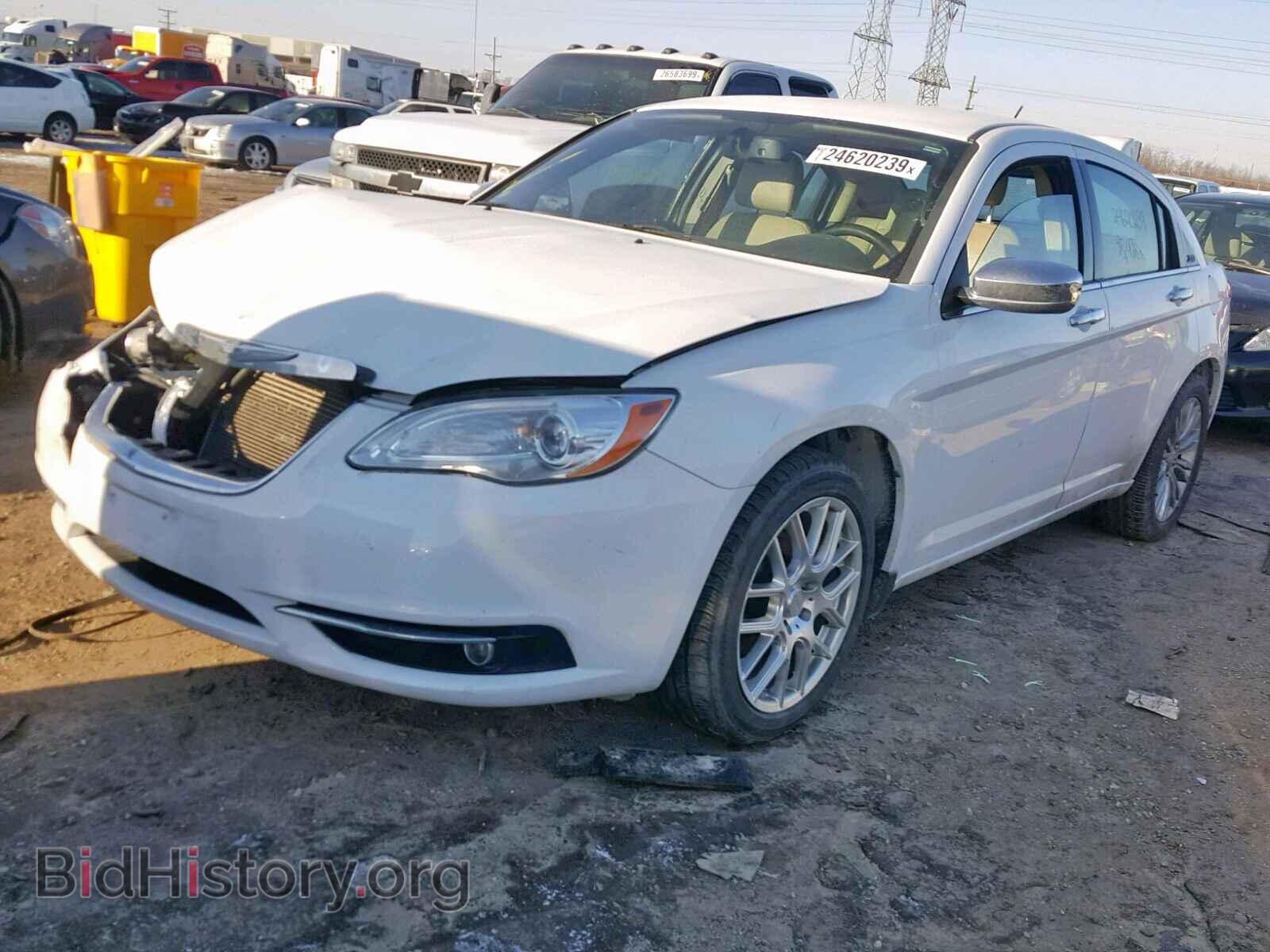 2012 CHRYSLER 200 - VIN: 1C3CCBCBXCN206256 - Фото 2