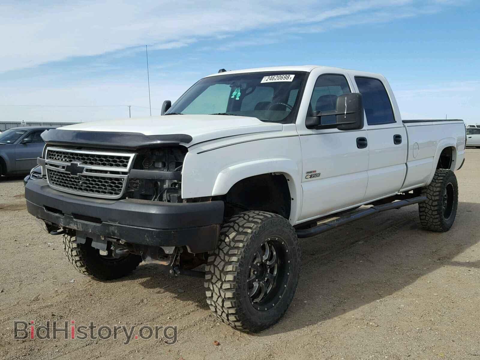 2005 CHEVROLET SILVERADO - VIN: 1GCHK33205F945272 - Фото 2