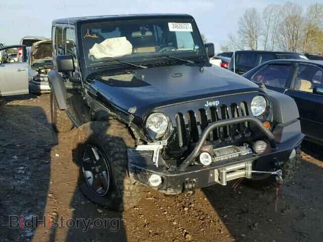 Photo 1J4HA6H12BL565362 - JEEP WRANGLER 2011