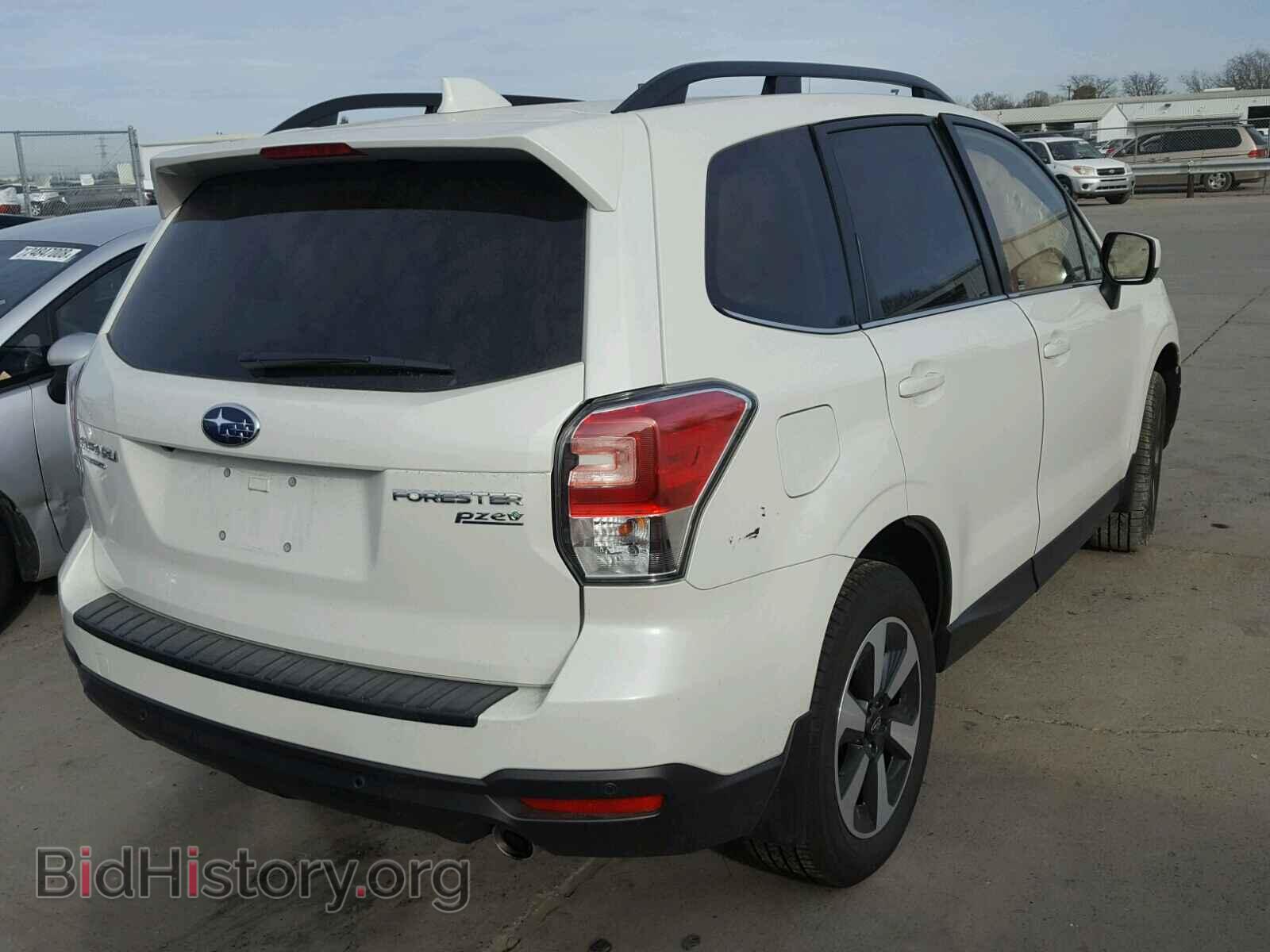2017 SUBARU FORESTER - VIN: JF2SJARC5HH571443 - Фото 4