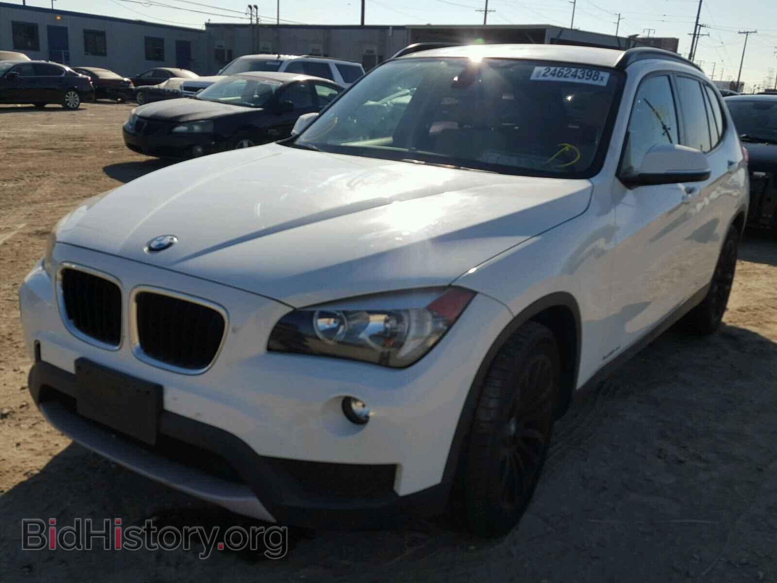 2014 BMW X1 - VIN: WBAVM1C56EVW54452 - Фото 2