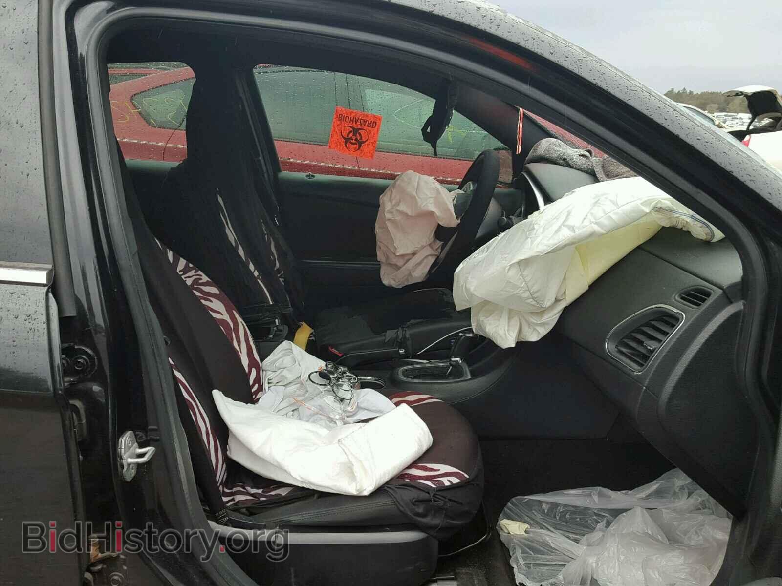 2011 CHRYSLER 200 - VIN: 1C3BC1FB6BN515822 - Фото 5