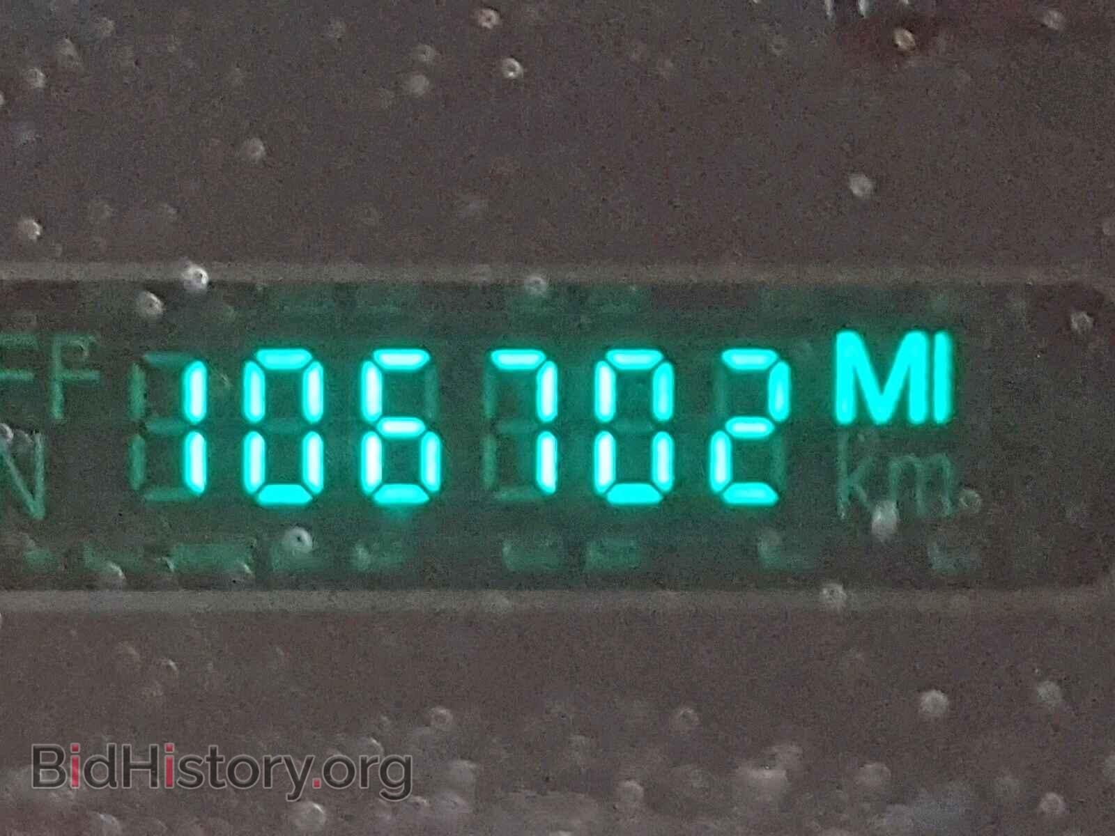 2002 CADILLAC DEVILLE - VIN: 1G6KF57952U124692 - Photo 8