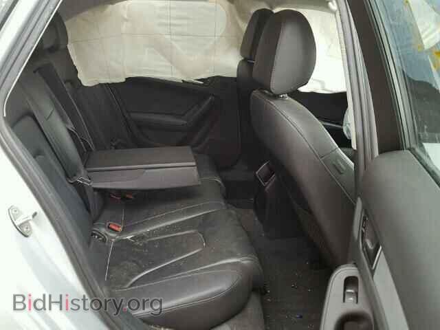 2011 AUDI A4 - VIN: WAUAFAFL2BN047401 - Фото 6