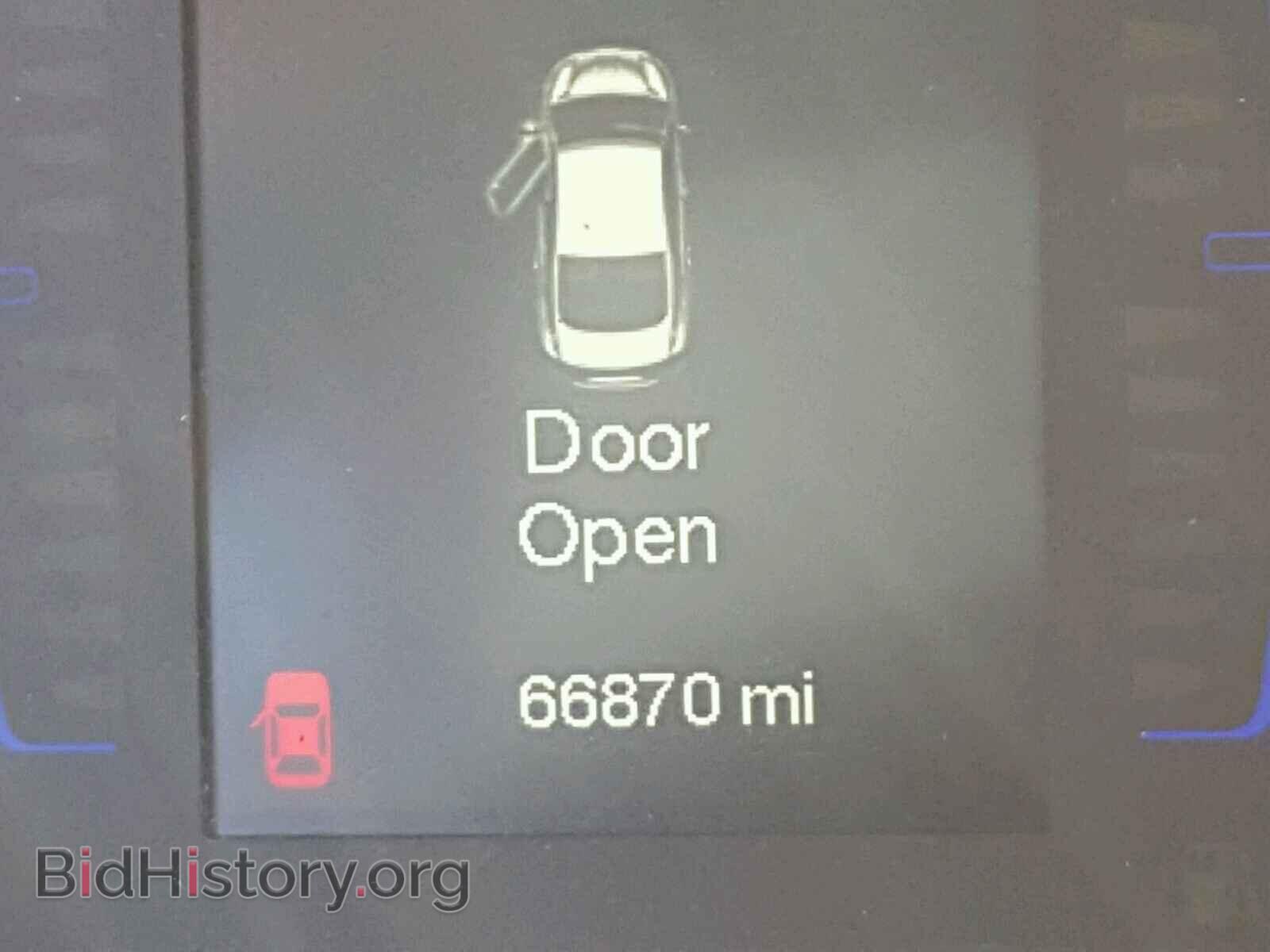 2015 CHRYSLER 200 - VIN: 1C3CCCABXFN605794 - Фото 8