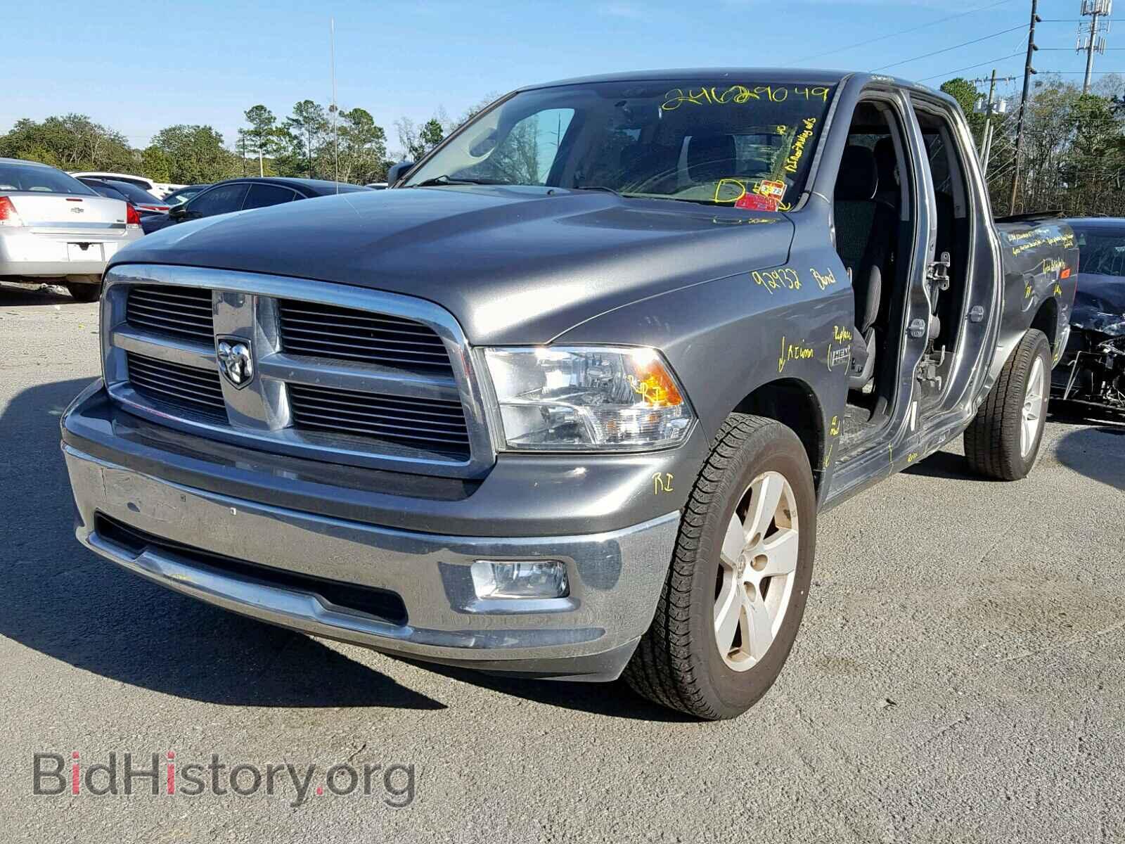 2011 DODGE RAM 1500 - VIN: 1D7RB1GT2BS689575 - Фото 2