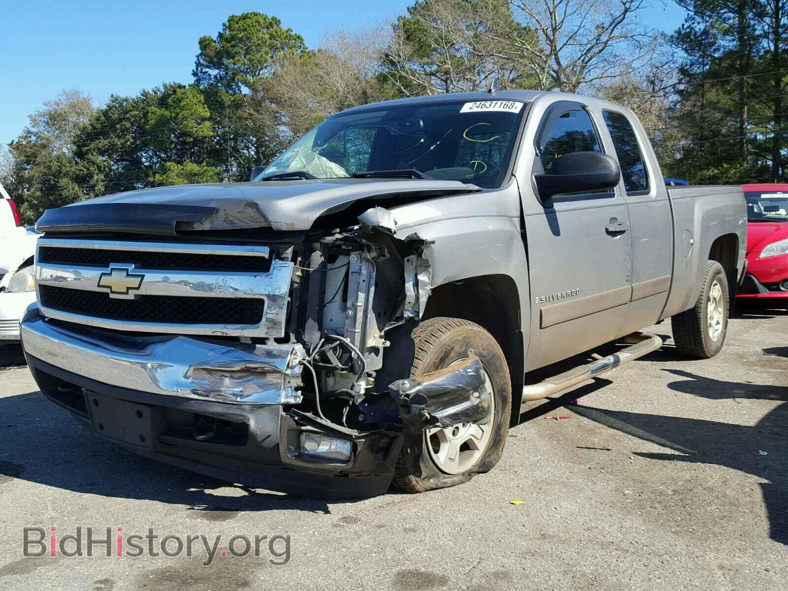 2008 CHEVROLET SILVERADO - VIN: 2GCEC19J981211373 - Фото 2
