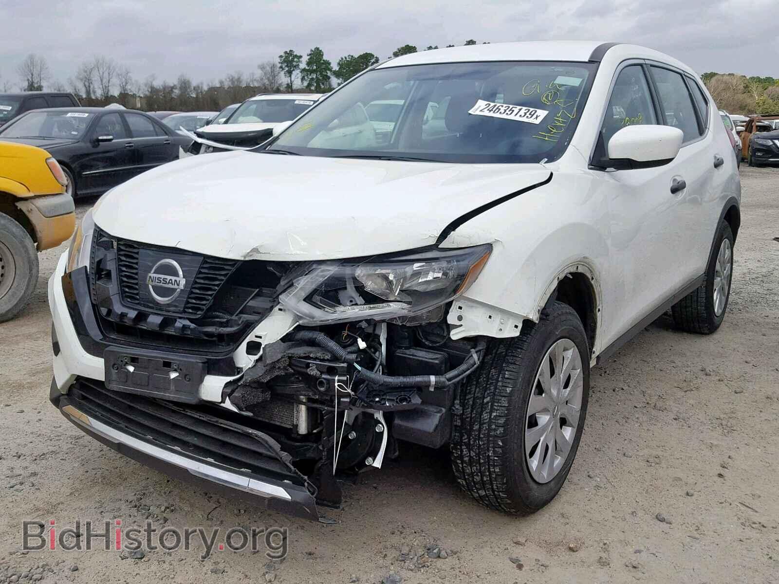 2017 NISSAN ROGUE S - VIN: KNMAT2MT9HP576720 - Фото 2