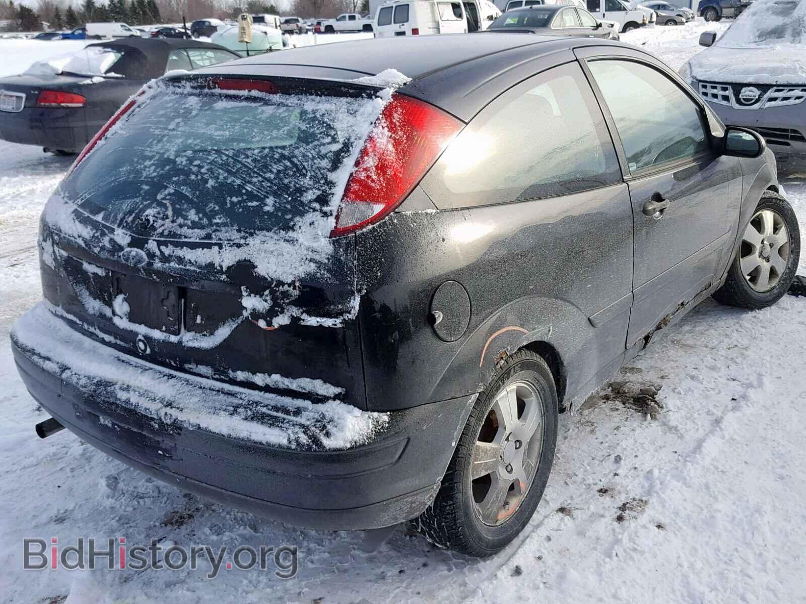 2005 FORD FOCUS - VIN: 3FAFP31N75R142182 - Фото 4