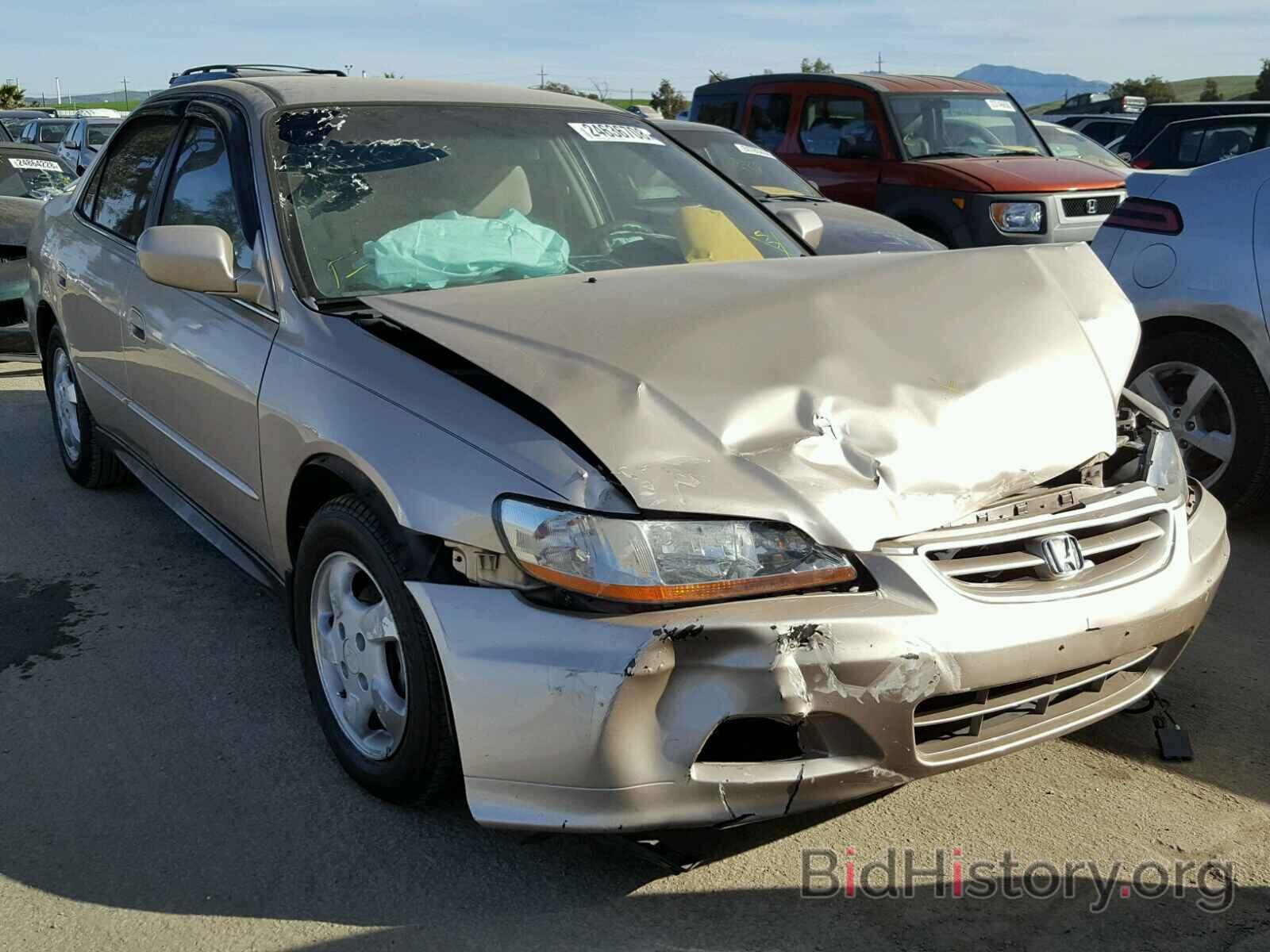 Photo 3HGCG66561G704247 - HONDA ACCORD 2001