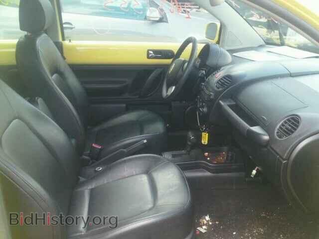 2010 VOLKSWAGEN BEETLE - VIN: 3VWPG3AG3AM007835 - Фото 5