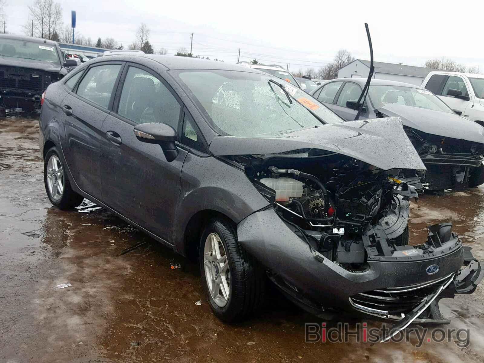 Photo 3FADP4BJ5JM104031 - FORD FIESTA SE 2018