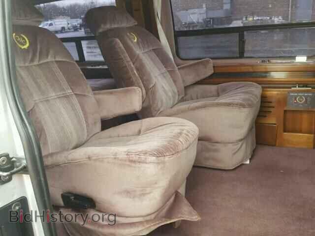 1992 FORD ECONOLINE - VIN: 1FDEE14H1NHB10296 - Фото 6