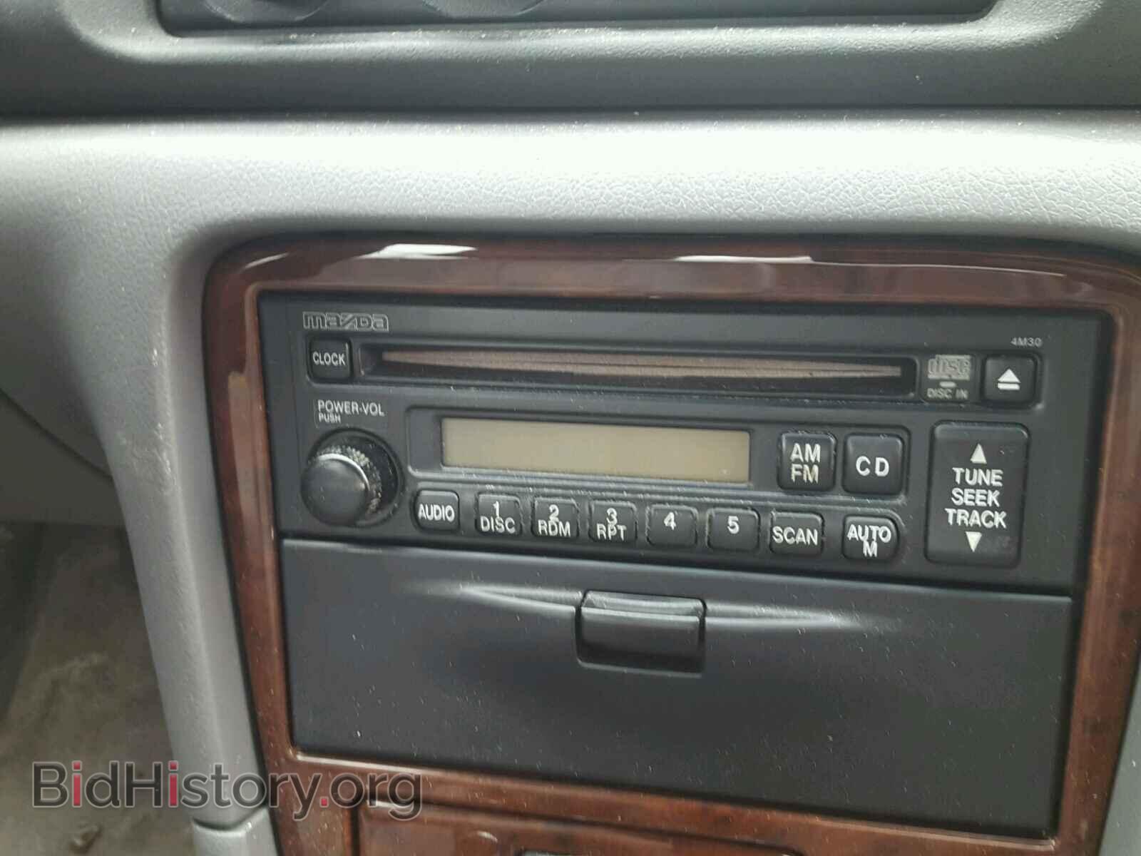 2000 MAZDA 626 - VIN: 1YVGF22C3Y5115037 - Фото 9