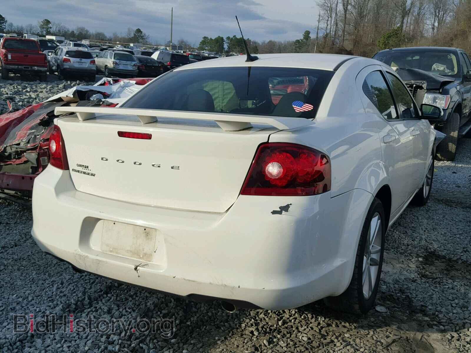2011 DODGE AVENGER - VIN: 1B3BD1FG4BN506249 - Фото 4