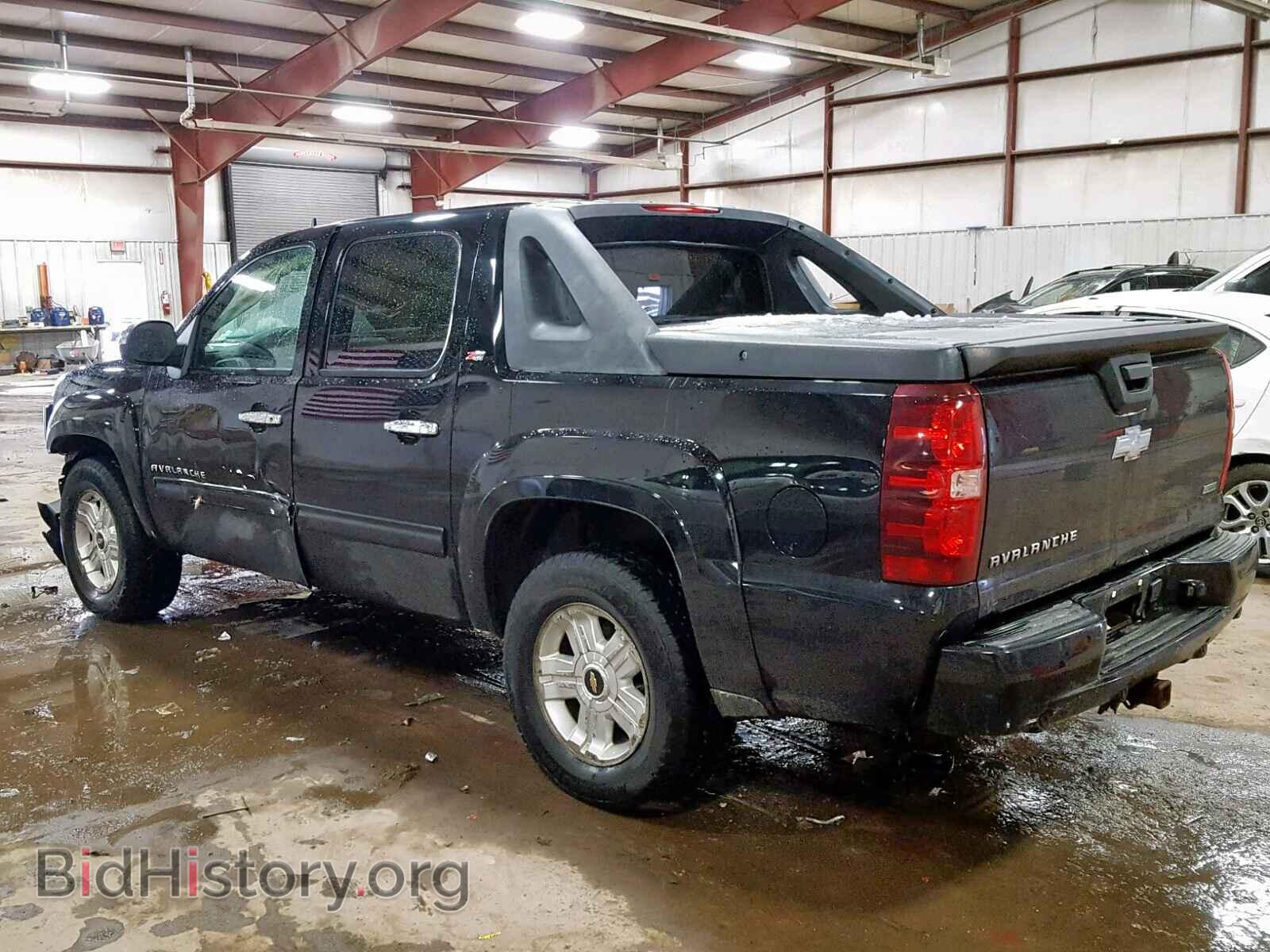 2010 CHEVROLET AVALANCHE - VIN: 3GNVKFE06AG193190 - Фото 3