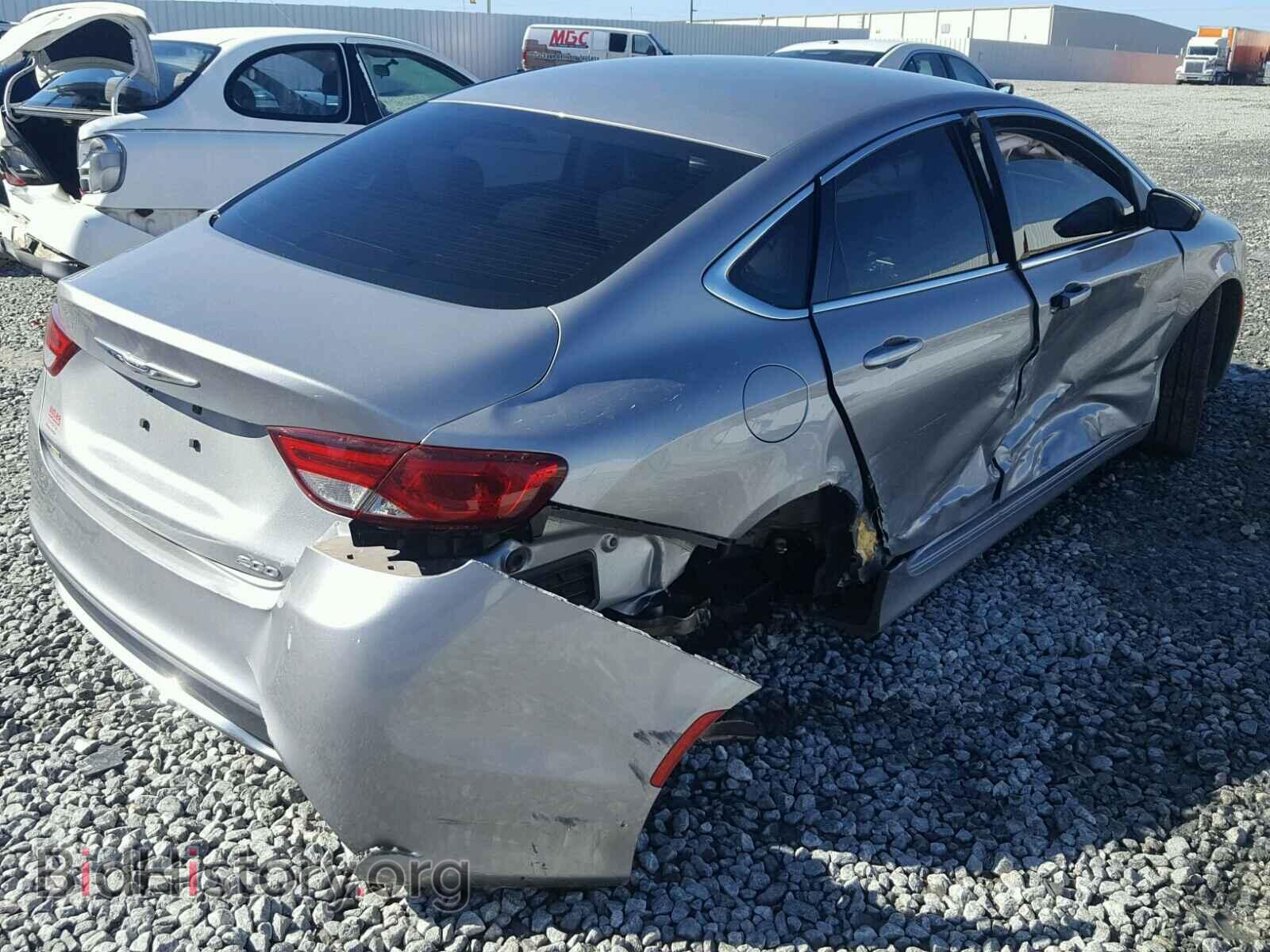 2015 CHRYSLER 200 - VIN: 1C3CCCAB8FN571516 - Photo 4