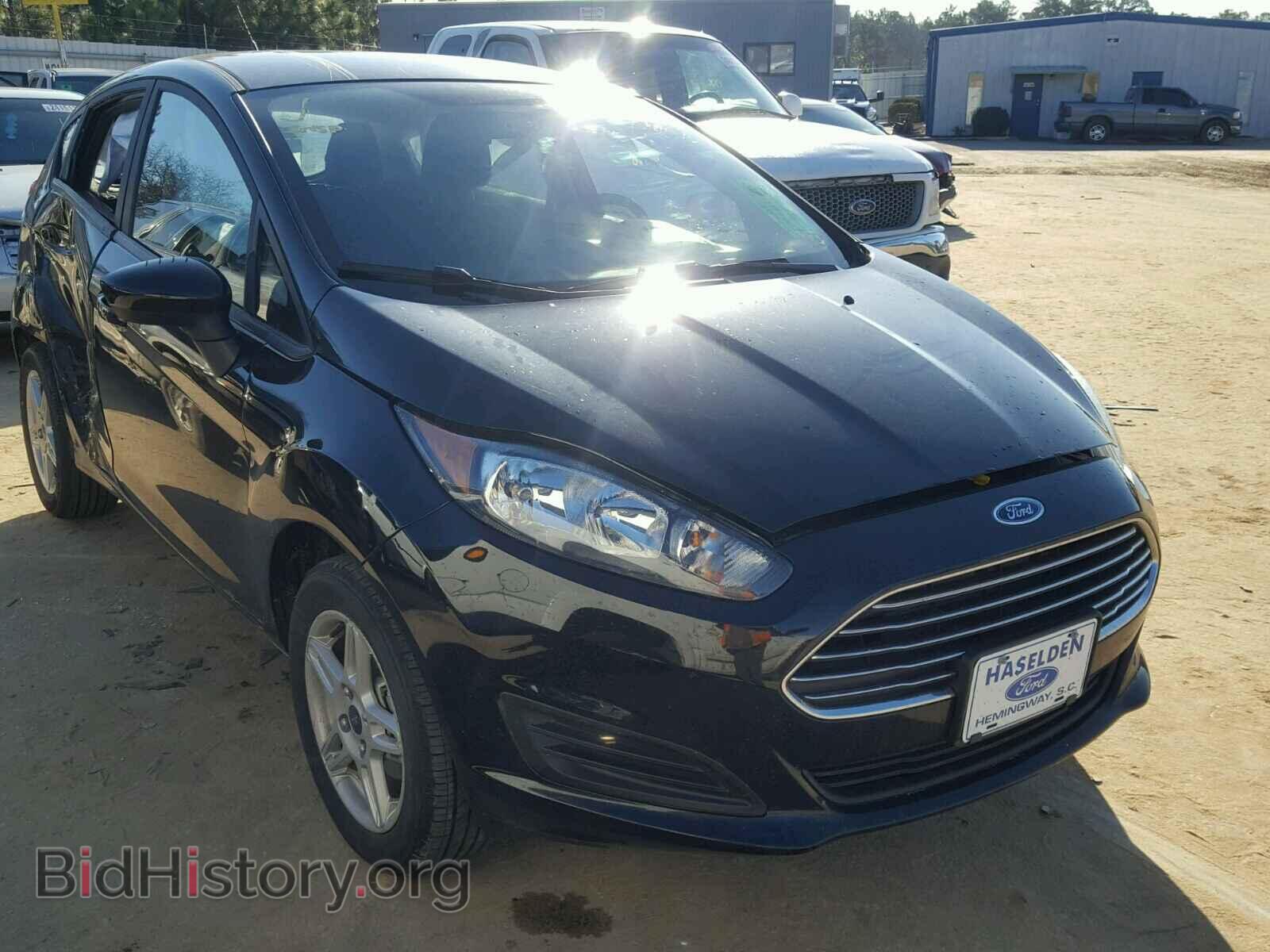 Photo 3FADP4EJ5HM101944 - FORD FIESTA 2017