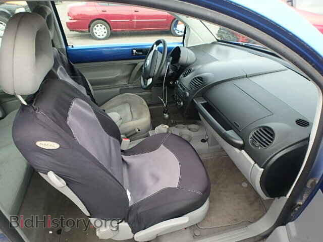 2000 VOLKSWAGEN BEETLE - VIN: 3VWCC21C8YM457976 - Фото 5
