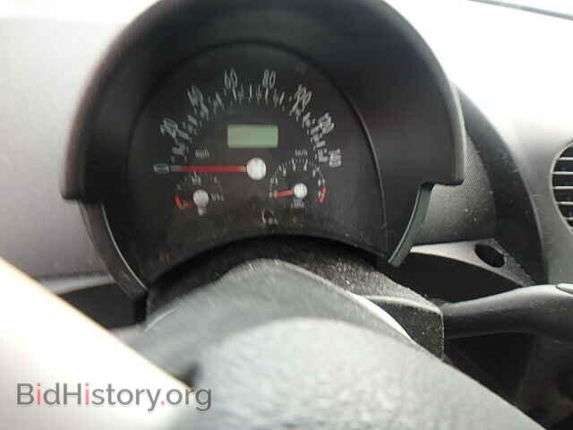 2000 VOLKSWAGEN BEETLE - VIN: 3VWCC21C8YM457976 - Фото 8