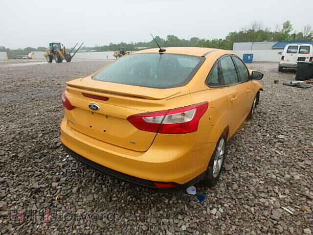 2012 FORD FOCUS - VIN: 1FAHP3F28CL248854 - Photo 4