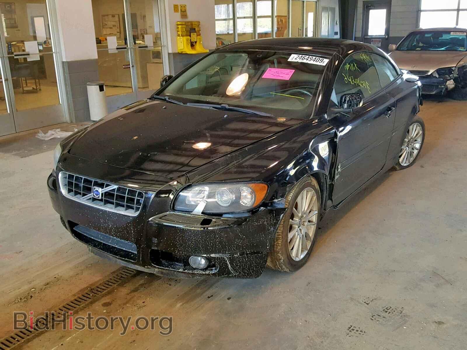 2007 VOLVO C70 - VIN: YV1MC68237J022042 - Фото 2