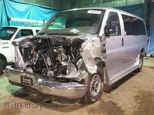 2017 GMC SAVANA - VIN: 1GJW7FFF0H1127432 - Фото 2