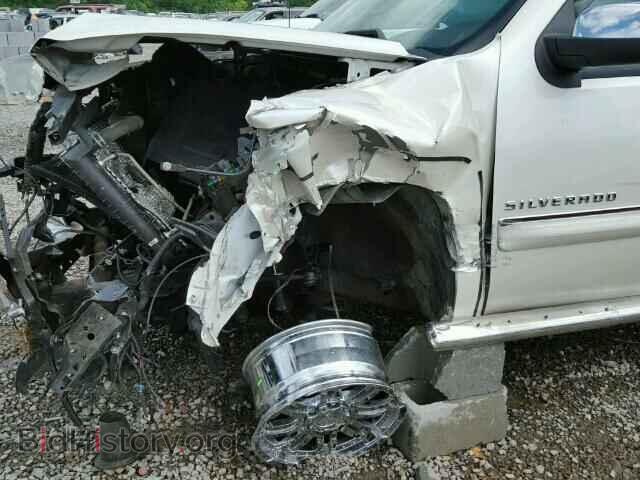 2013 CHEVROLET SILVERADO - VIN: 3GCPKSE77DG240948 - Фото 9