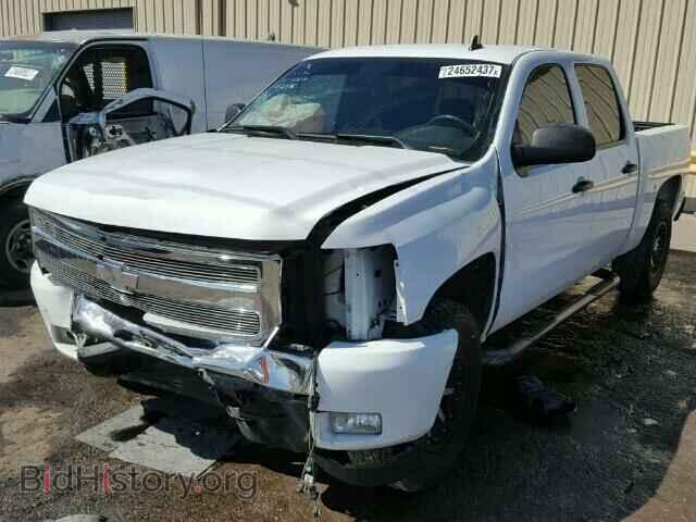 2011 CHEVROLET SILVERADO - VIN: 3GCPCSE05BG348711 - Photo 2