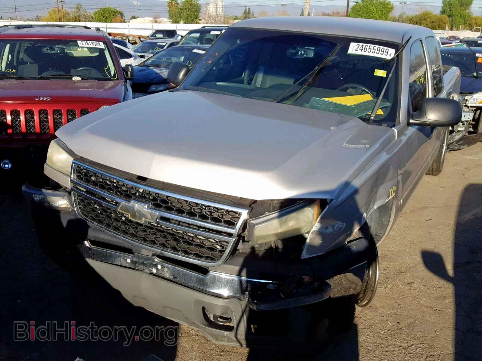 2007 CHEVROLET SILVERADO - VIN: 2GCEC19VX71119528 - Photo 2