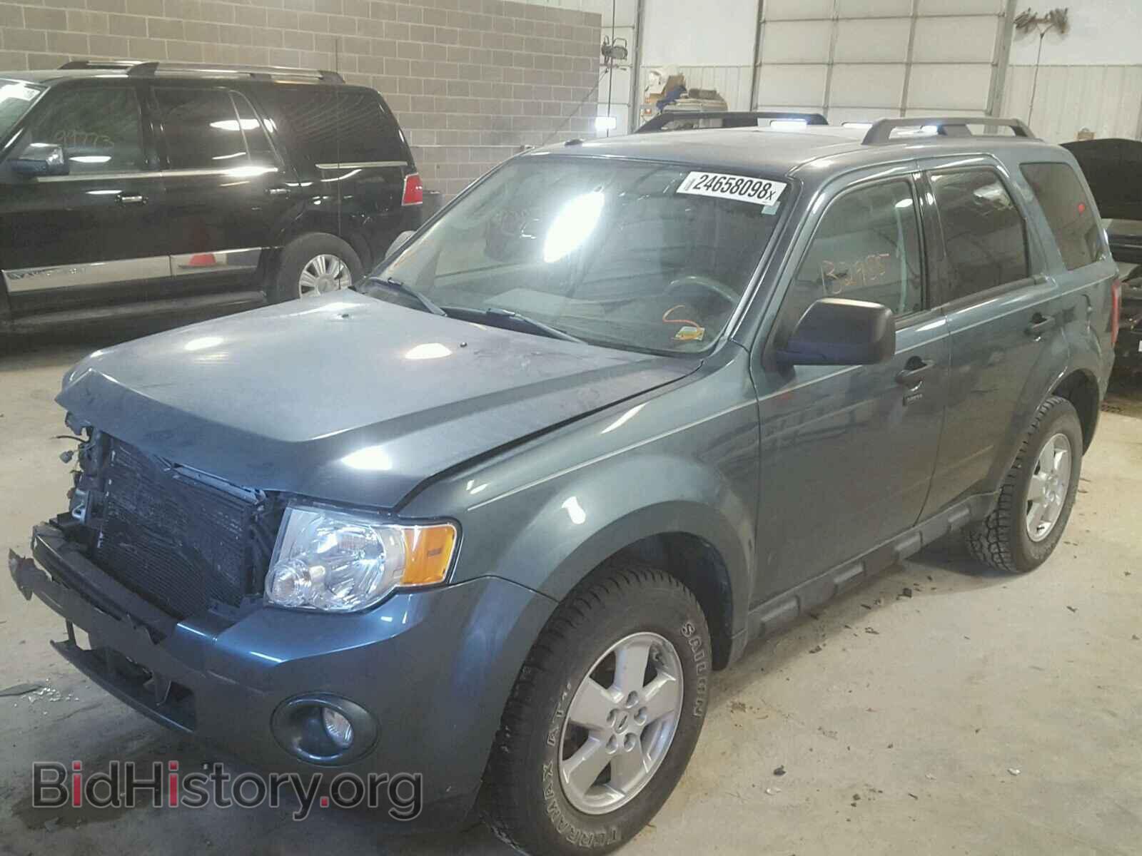 2011 FORD ESCAPE - VIN: 1FMCU0D76BKB83979 - Photo 2