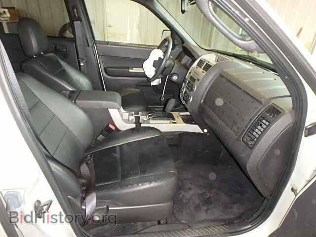 2009 FORD ESCAPE - VIN: 1FMCU03789KA42701 - Фото 5