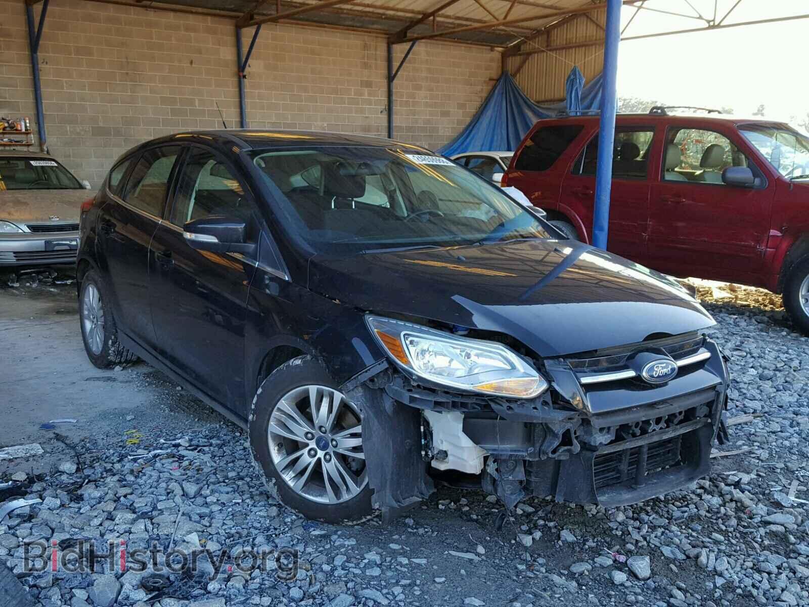Photo 1FAHP3M23CL334608 - FORD FOCUS 2012