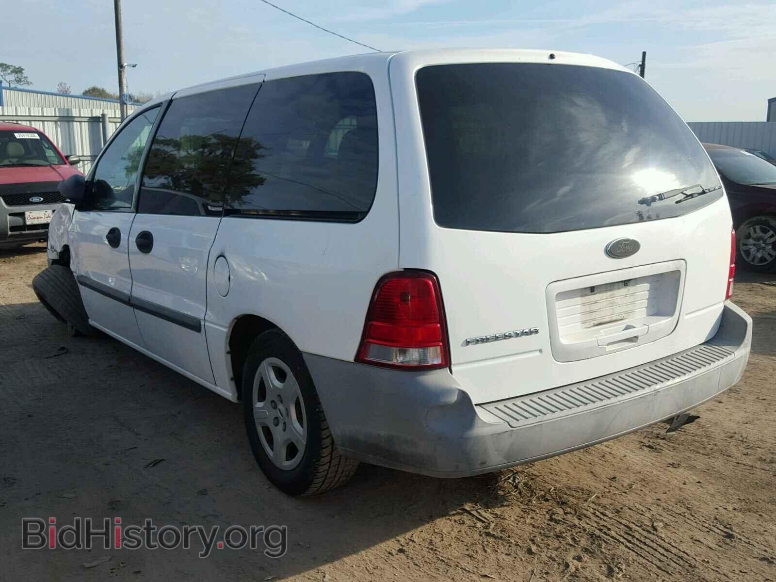 2004 FORD FREESTAR - VIN: 2FMZA50674BA90219 - Фото 3