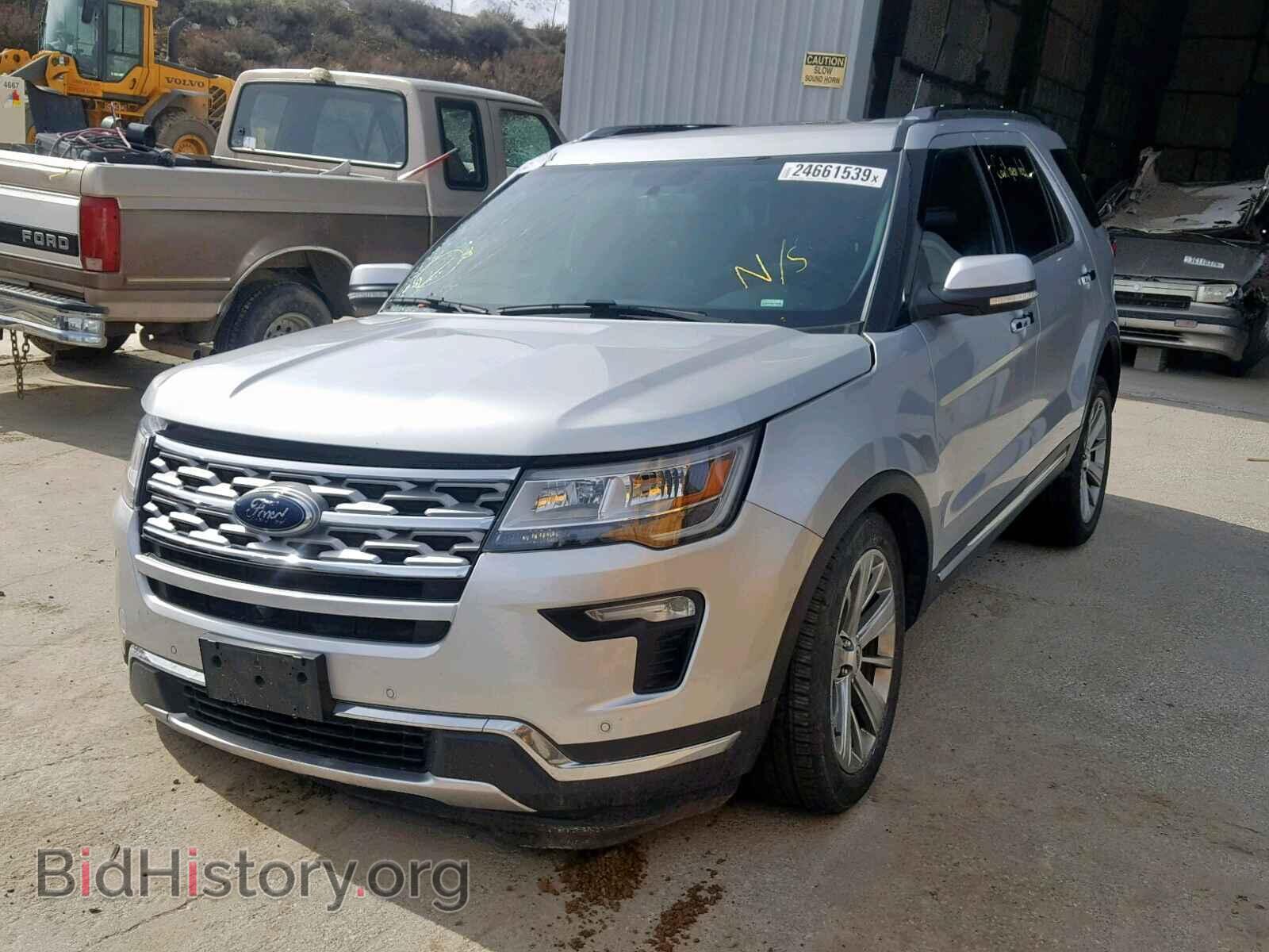 2018 FORD EXPLORER L - VIN: 1FM5K8F82JGB10998 - Фото 2