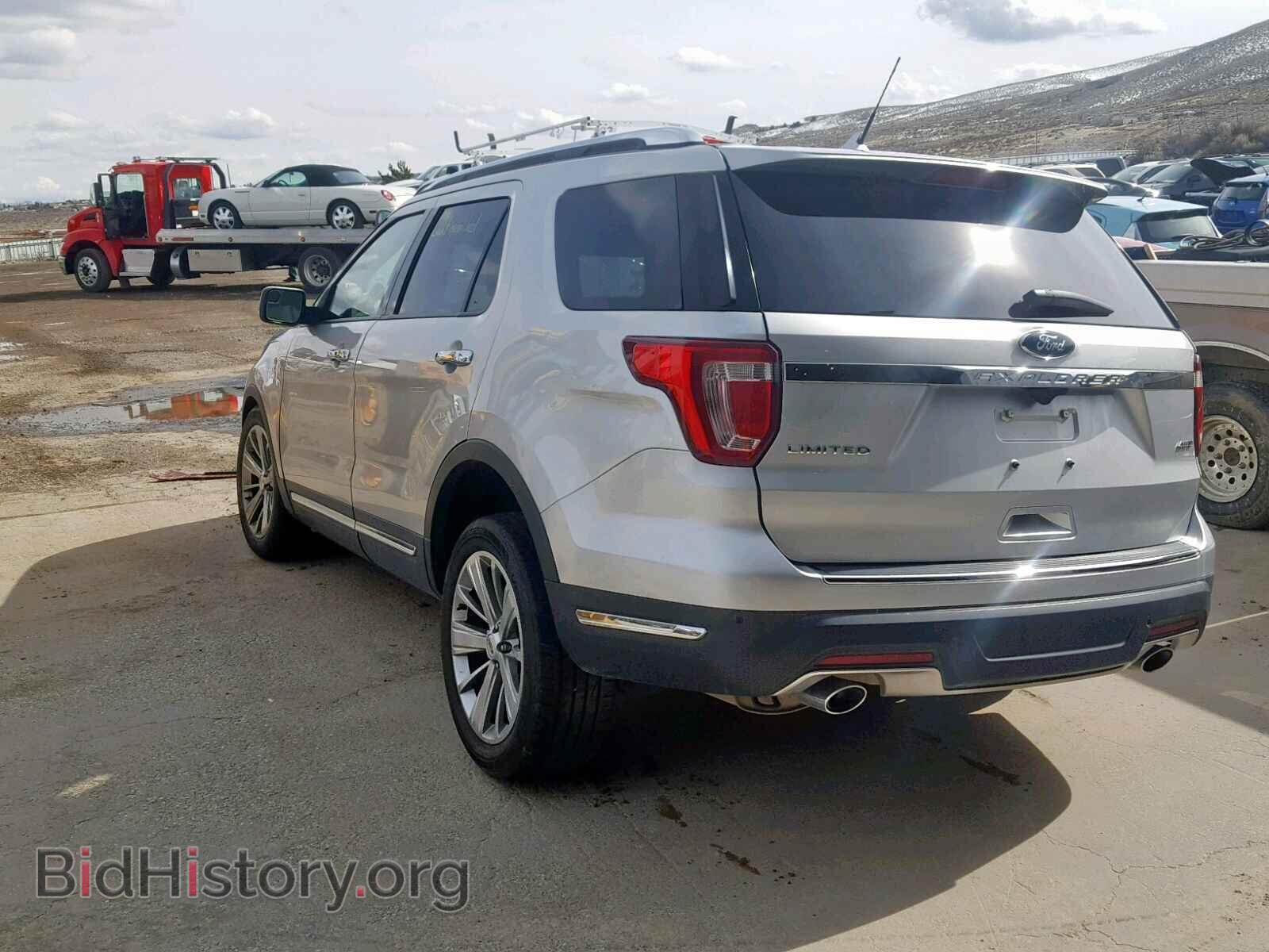 2018 FORD EXPLORER L - VIN: 1FM5K8F82JGB10998 - Фото 3