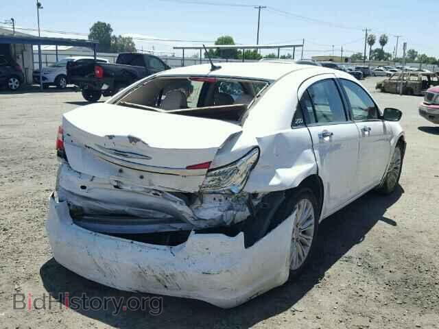 2011 CHRYSLER 200 - VIN: 1C3BC2FG4BN618724 - Фото 4