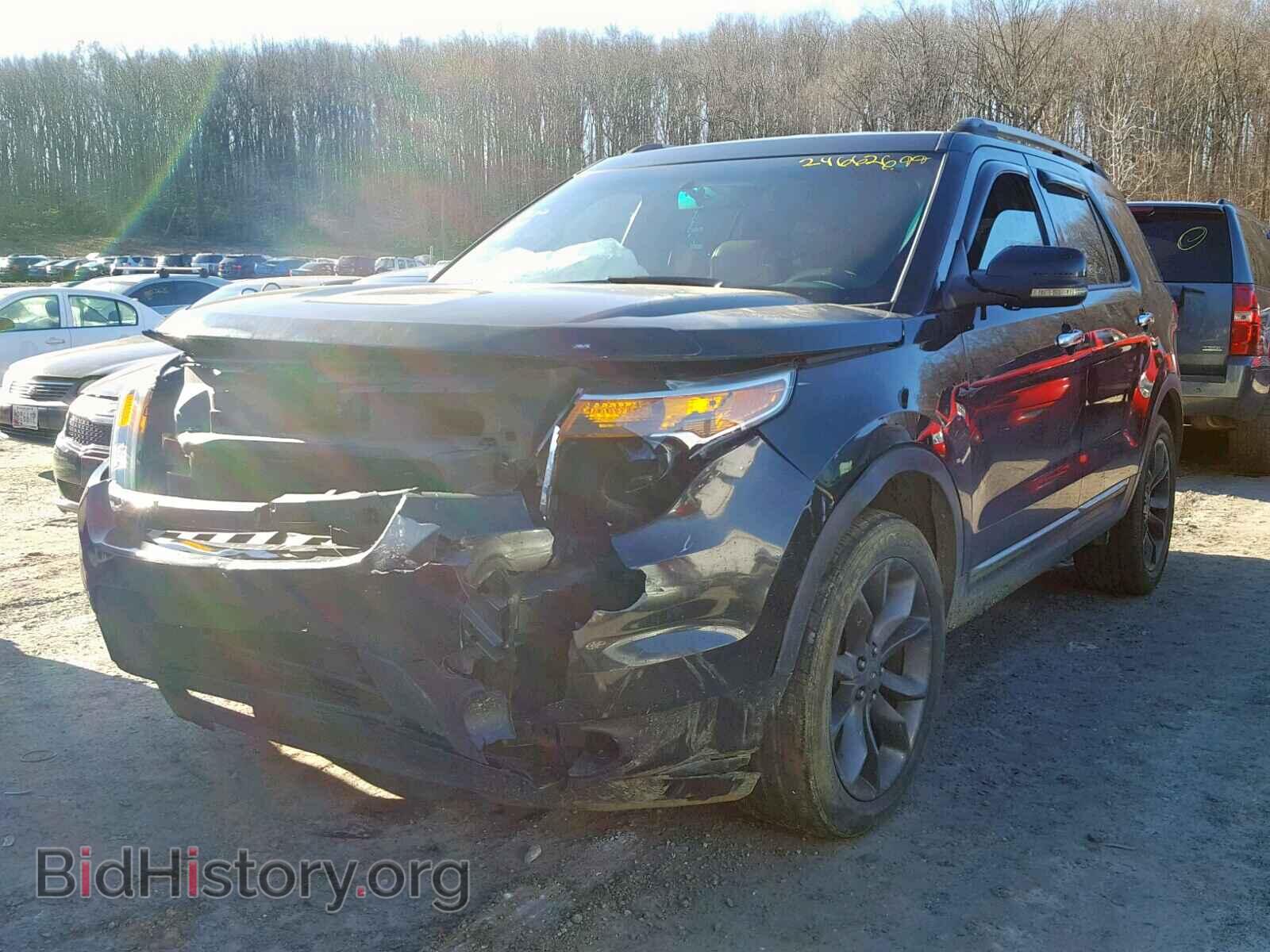 2011 FORD EXPLORER L - VIN: 1FMHK8F85BGA06701 - Photo 2