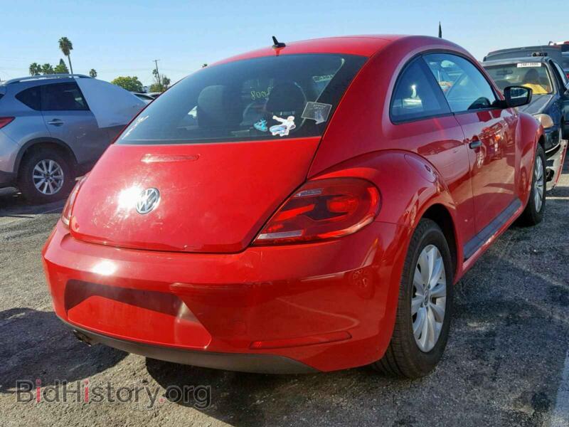 2013 Volkswagen BEETLE (VIN 3VWFP7AT0DM669571) — фото 4 из 10