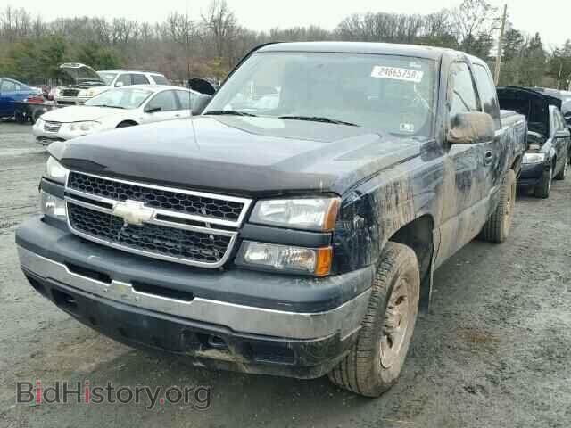 2006 CHEVROLET SILVERADO - VIN: 2GCEK19V761105782 - Photo 2