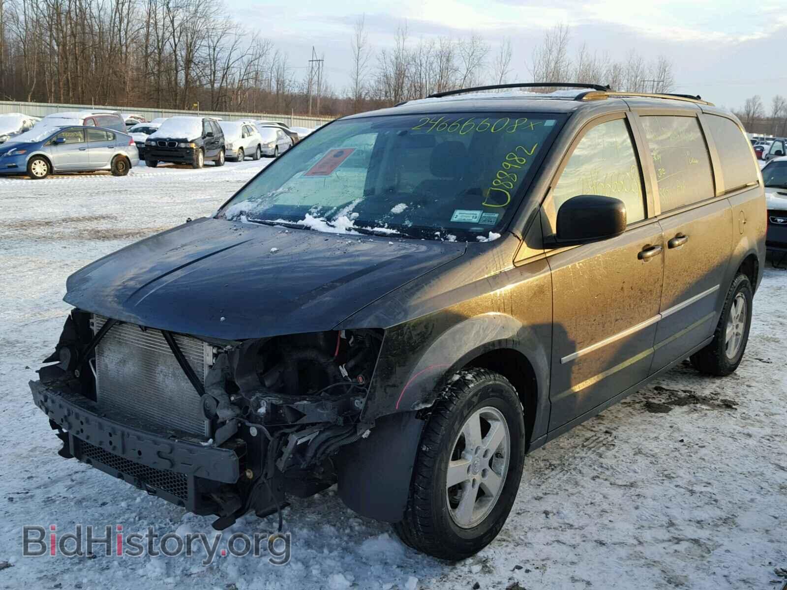 2010 DODGE CARAVAN - VIN: 2D4RN5D13AR409032 - Фото 2