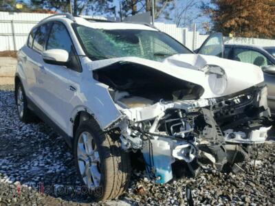 2015 Ford ESCAPE Escape TIT, белый — VIN 1FMCU9J91FUA97015, Copart