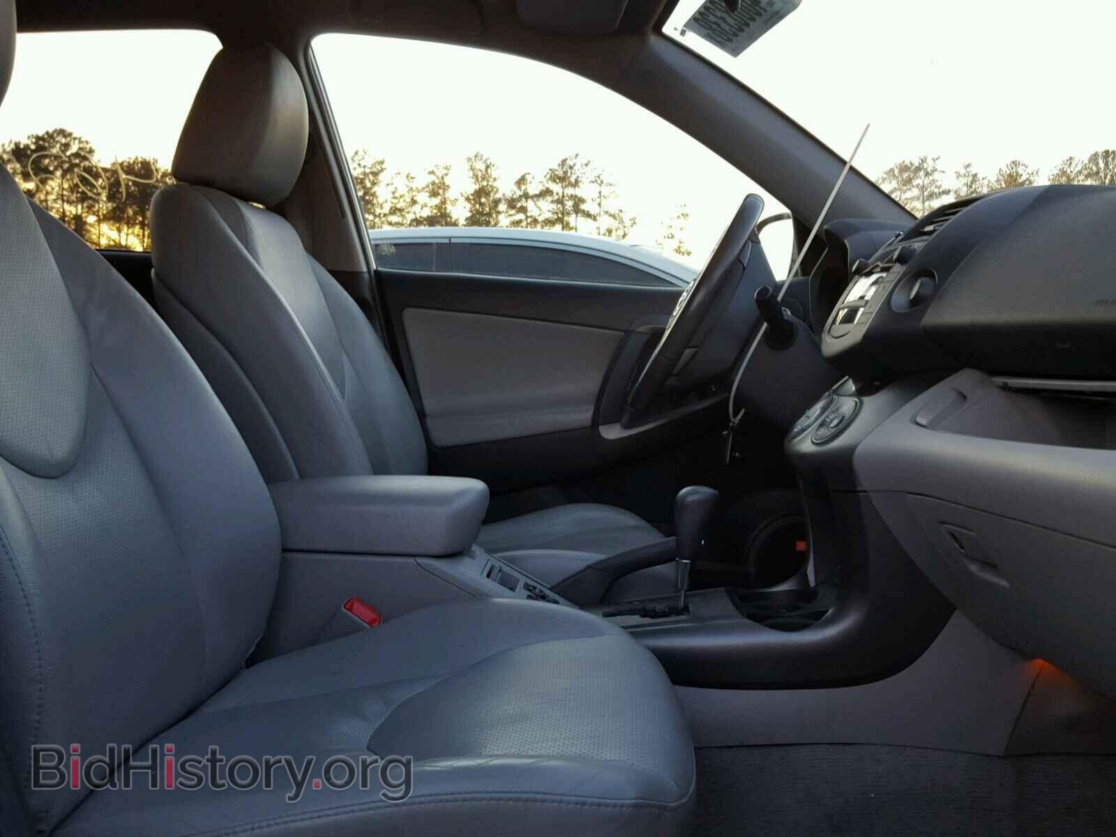 2011 TOYOTA RAV4 - VIN: 2T3DF4DV2BW132883 - Фото 5