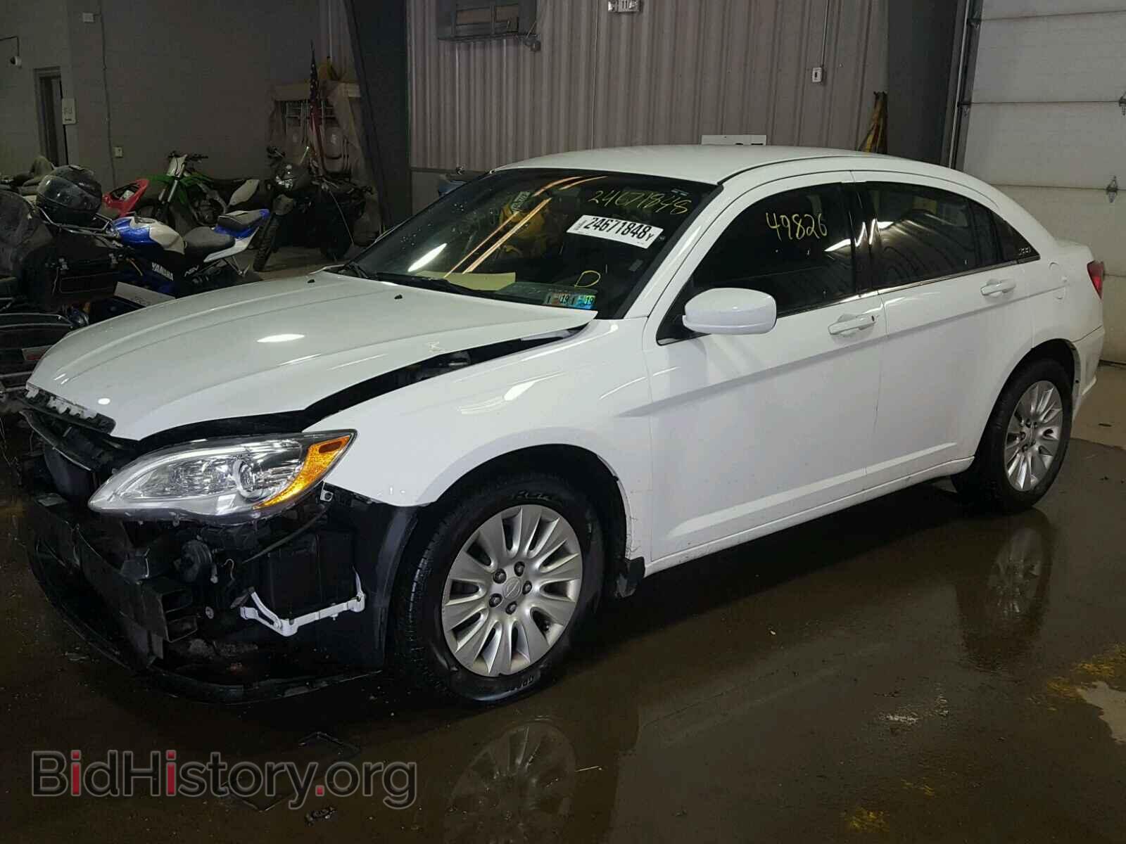2014 CHRYSLER 200 - VIN: 1C3CCBAB7EN237390 - Фото 2