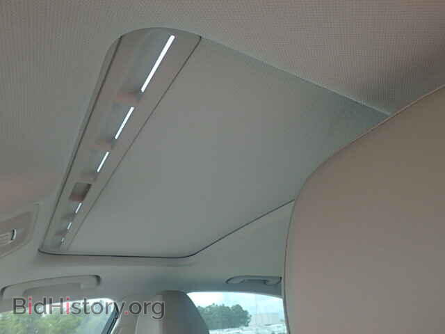 2011 AUDI A4 - VIN: WAUFFAFLXBN044722 - Фото 9
