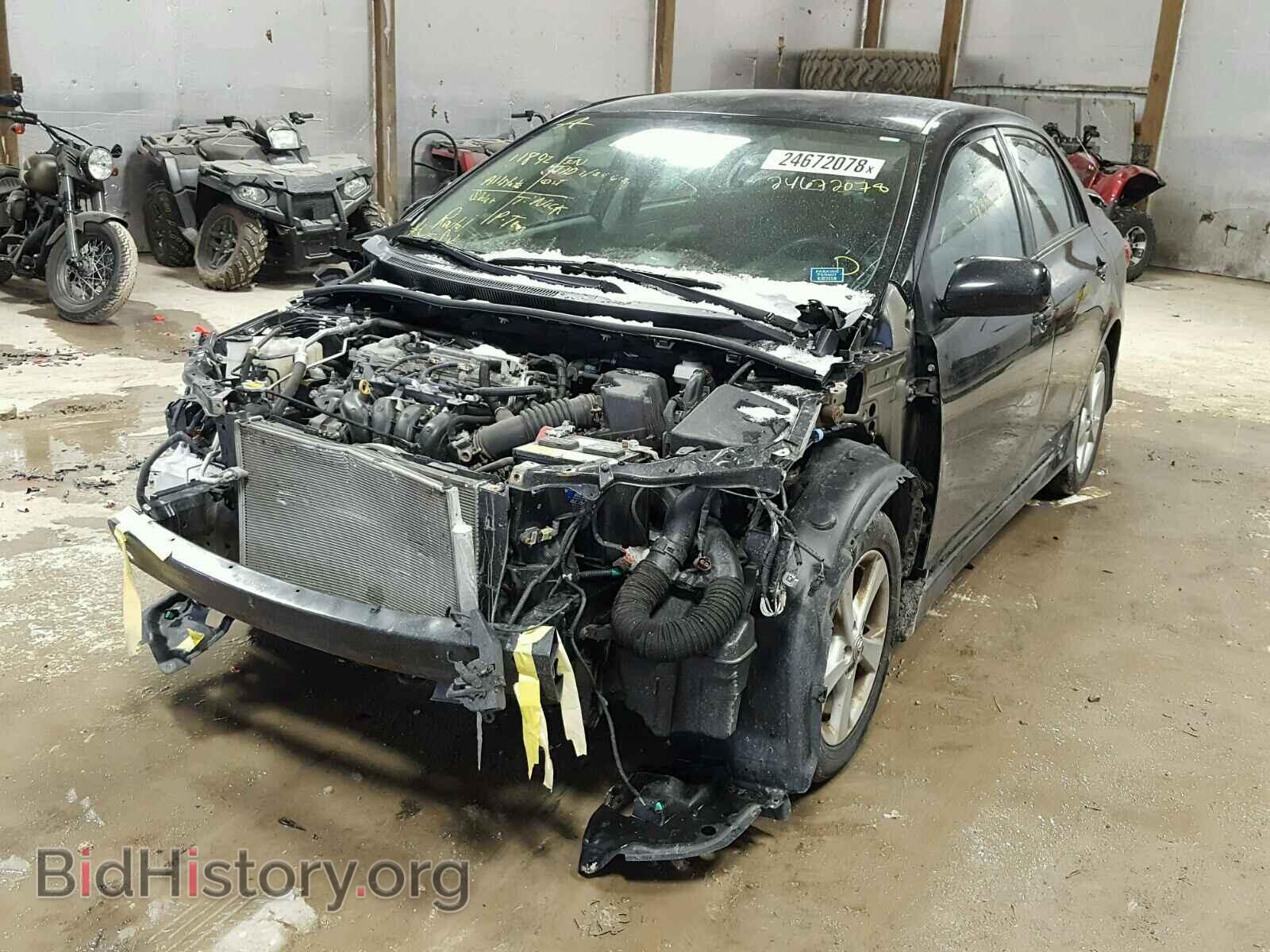 2013 TOYOTA COROLLA BA - VIN: 2T1BU4EE0DC062793 - Фото 2