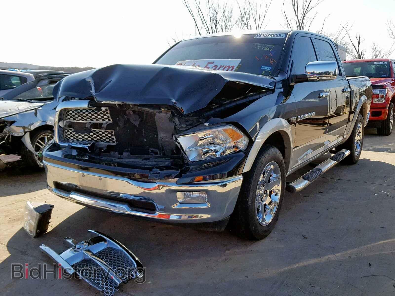 2011 DODGE RAM 1500 - VIN: 1D7RB1CT8BS583802 - Фото 2