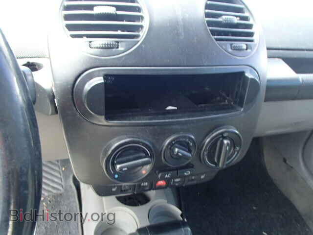 2000 VOLKSWAGEN BEETLE - VIN: 3VWDD21C0YM444348 - Фото 9