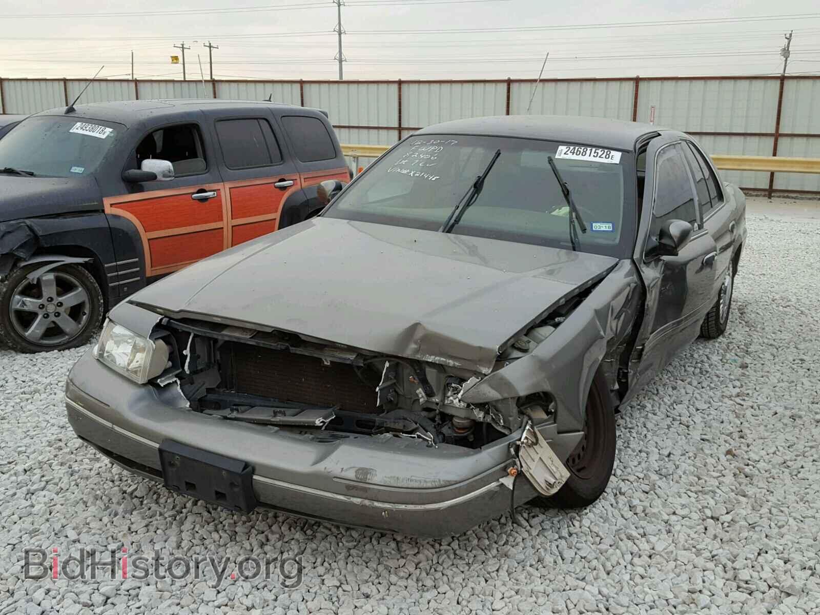 2000 FORD CROWN VIC - VIN: 2FAFP73W9YX214048 - Фото 2